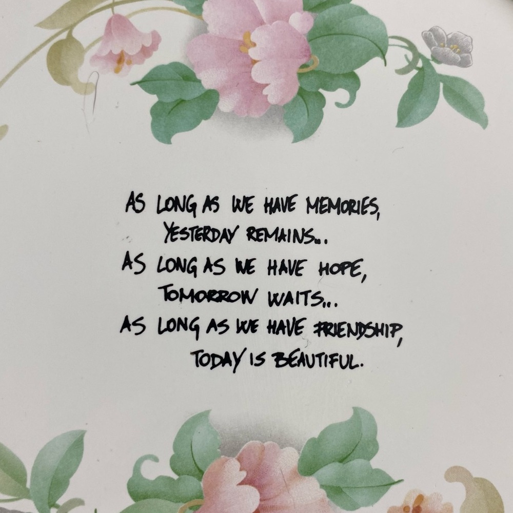 Vintage Ceramic Friendship Quote W Flowers Wall Decor - Picture 2 of 9